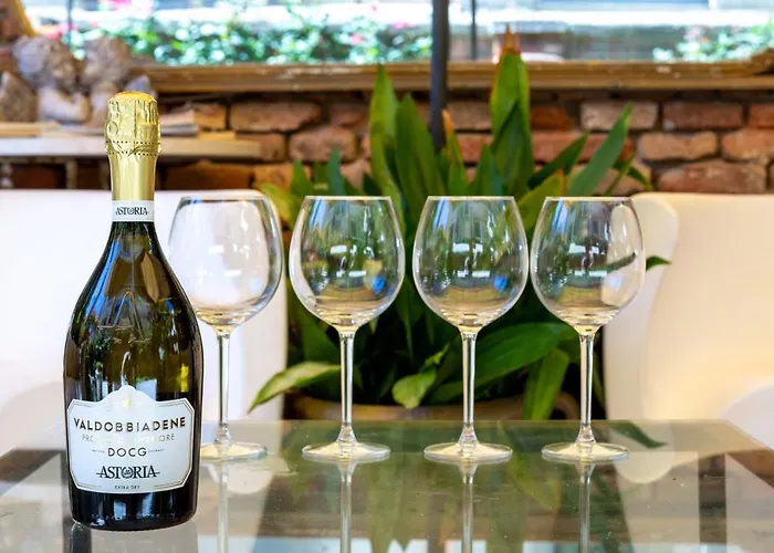 Al Campanile Madonna Dell'orto Lägenhet