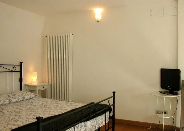 Al Campanile Madonna Dell'orto *