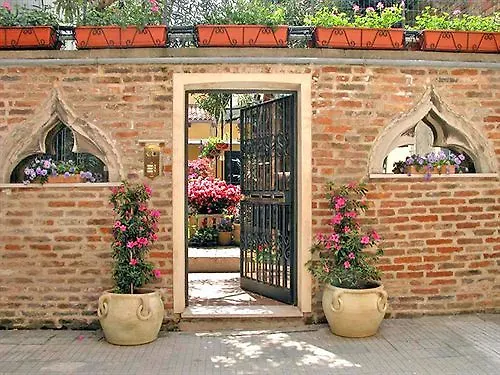 Al Campanile Madonna Dell'orto *